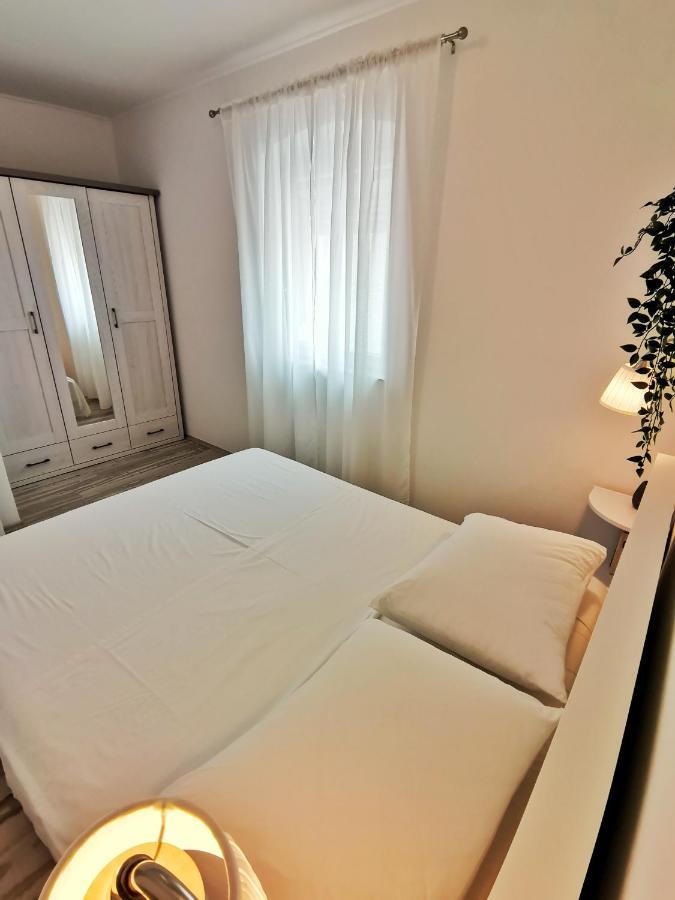 Apartment Roman Betina (Sibenik-Knin)